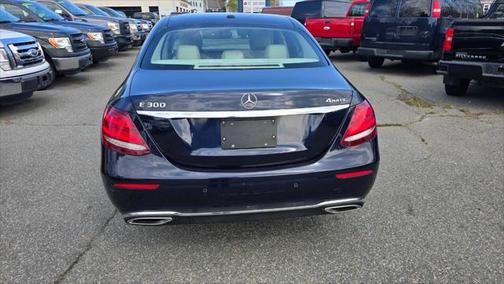 2017 Mercedes-Benz E-Class 4MATIC