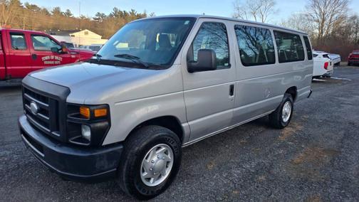 2014 Ford E350 Super Duty XL