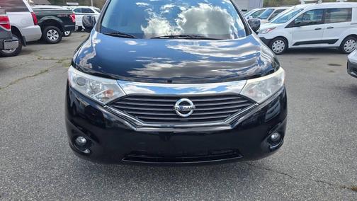 Super Black 2013 Nissan Quest SL