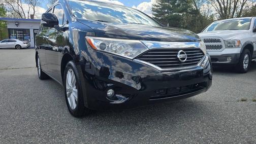 Super Black 2013 Nissan Quest SL
