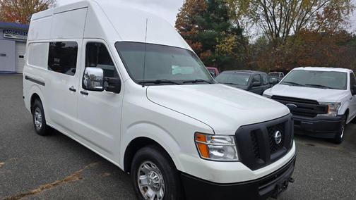 2015 Nissan NV Cargo NV3500 HD S V8