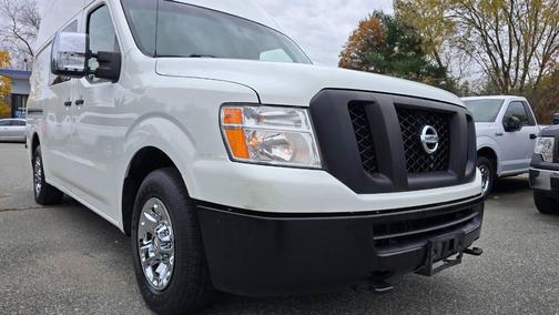 2015 Nissan NV Cargo NV3500 HD S V8