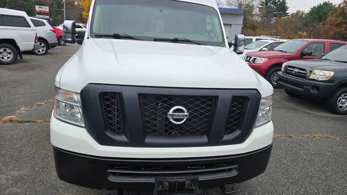 2015 Nissan NV Cargo NV3500 HD S V8