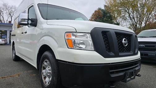 2015 Nissan NV Cargo NV3500 HD S V8
