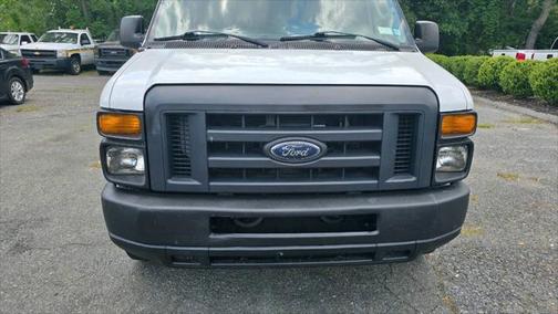 2013 Ford E350 Super Duty Cargo
