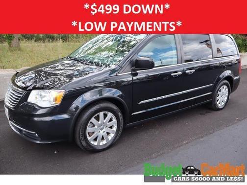 2016 Chrysler Town & Country Touring