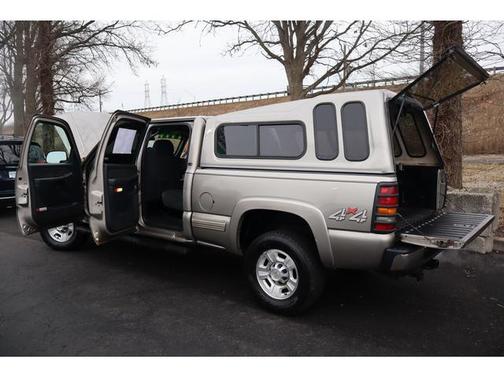 2001 Chevrolet Silverado 2500 LS H/D Crew Cab