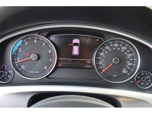 Gray 2011 Volkswagen Touareg VR6 Lux