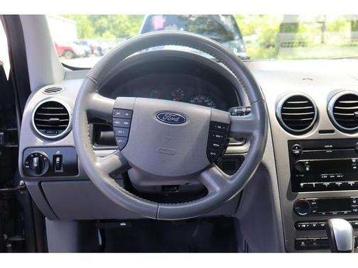 Gray 2006 Ford Freestyle SEL