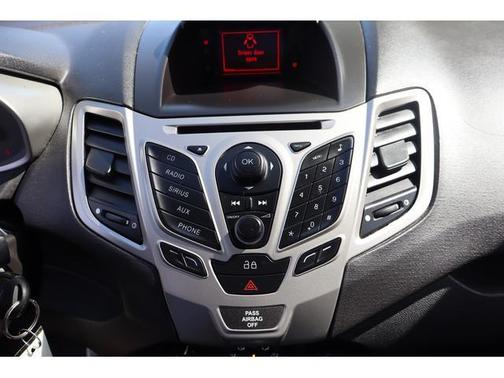 2013 Ford Fiesta SE