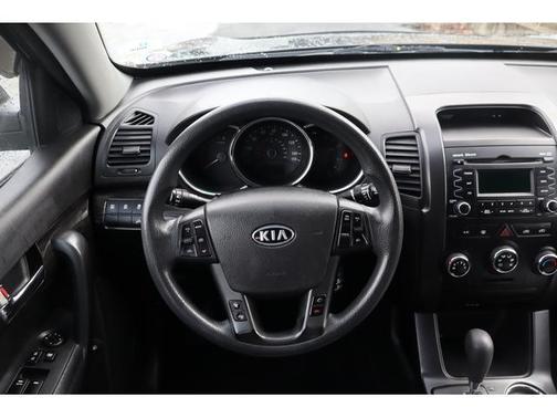 2012 Kia Sorento LX