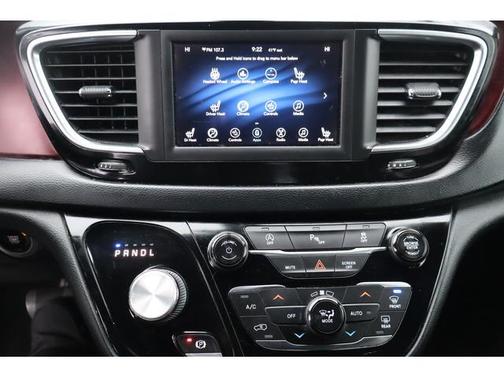 2019 Chrysler Pacifica Touring-L