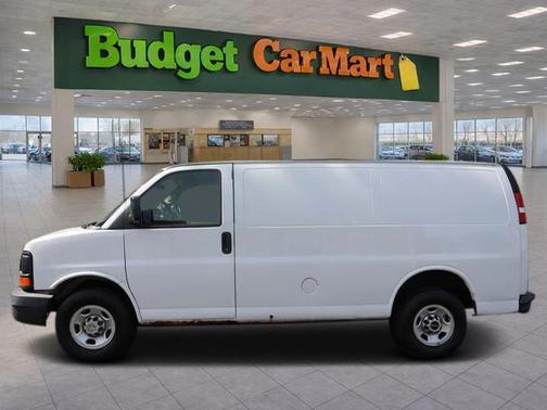 White 2012 GMC Savana 2500 Work Van