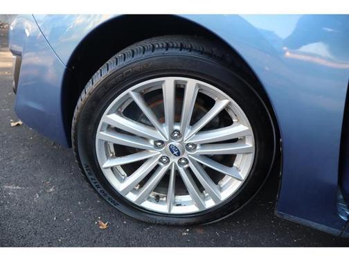 2015 Subaru Impreza 2.0i Premium