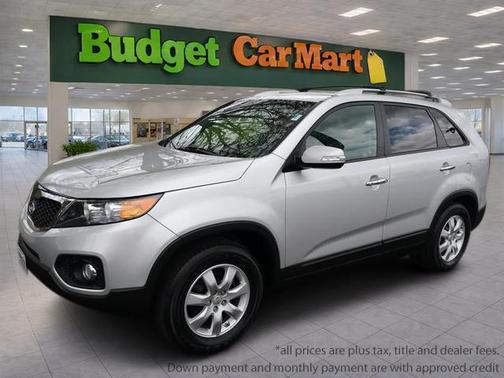 Silver 2013 Kia Sorento LX