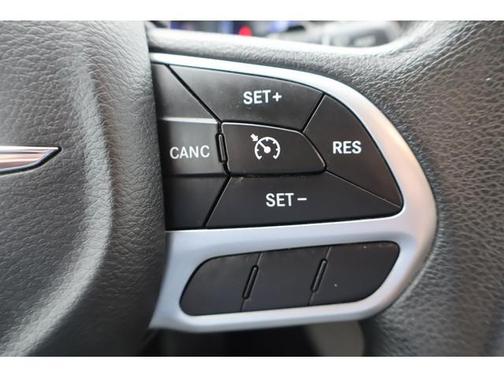 2017 Chrysler Pacifica LX