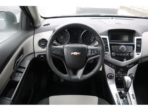 2011 Chevrolet Cruze LS