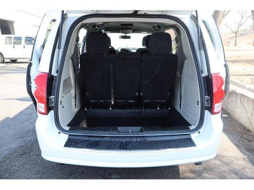 2016 Dodge Grand Caravan AVP/SE