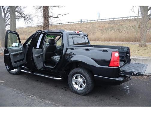 2005 Ford Explorer Sport Trac XLS