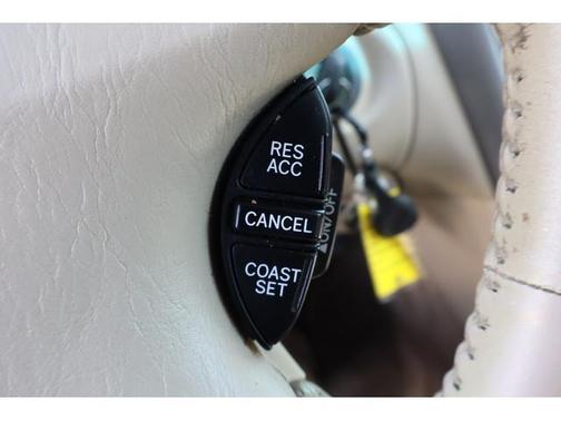 2001 Toyota Avalon XLS