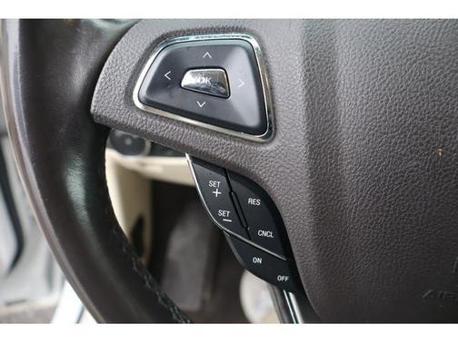 2015 Lincoln MKC Base