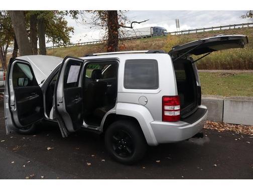 2011 Jeep Liberty Sport