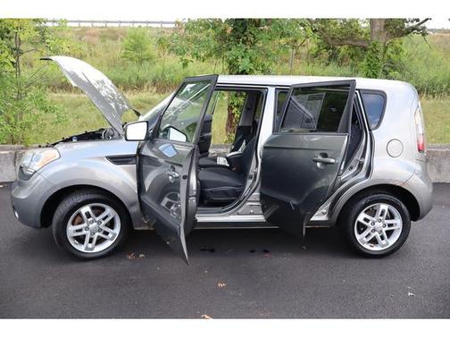 2011 Kia Soul +