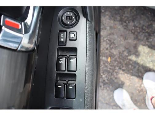 2012 Kia Sorento LX
