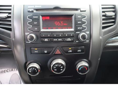 2012 Kia Sorento LX