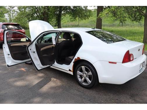 2011 Chevrolet Malibu 1LT
