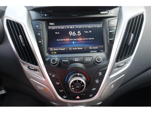 2016 Hyundai Veloster Base