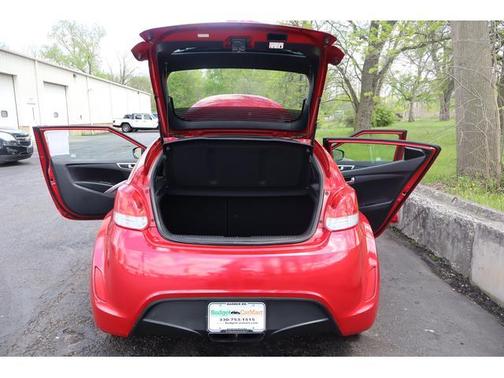 2016 Hyundai Veloster Base