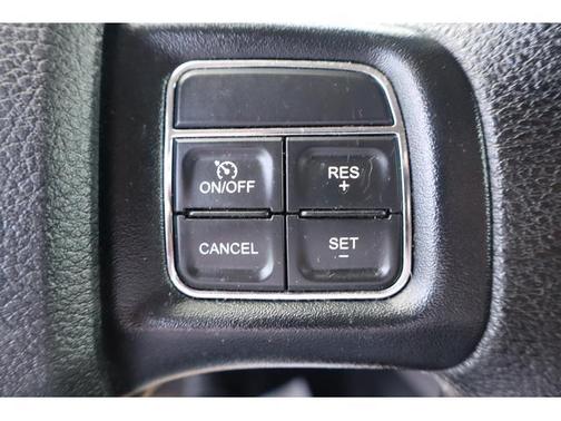 Blue 2018 Dodge Journey SE