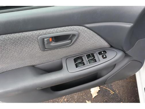 2001 Toyota Camry LE