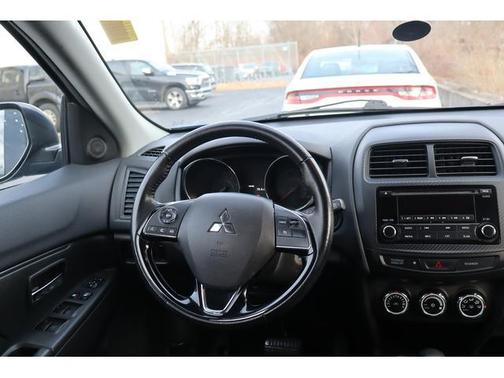 2017 Mitsubishi Outlander Sport ES