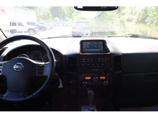 2009 Nissan Titan LE Crew Cab
