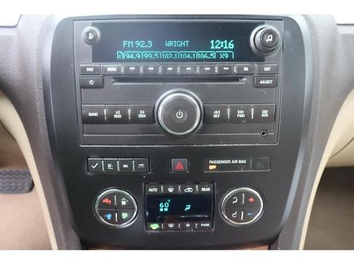 Champagne 2010 Buick Enclave 1XL