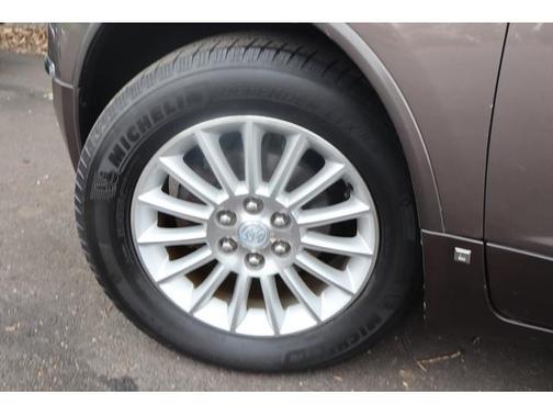 Champagne 2010 Buick Enclave 1XL