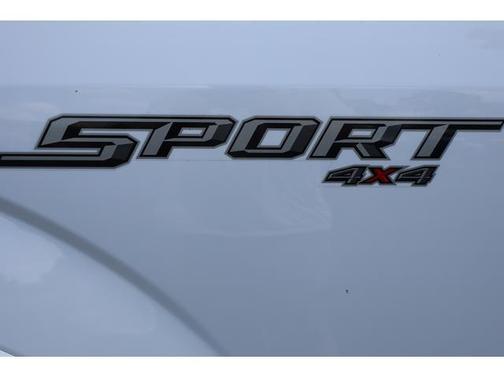 White 2016 Ford F-150 XLT