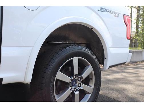 White 2016 Ford F-150 XLT