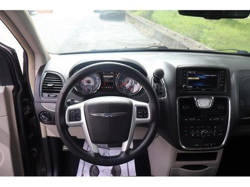Black 2016 Chrysler Town & Country Touring