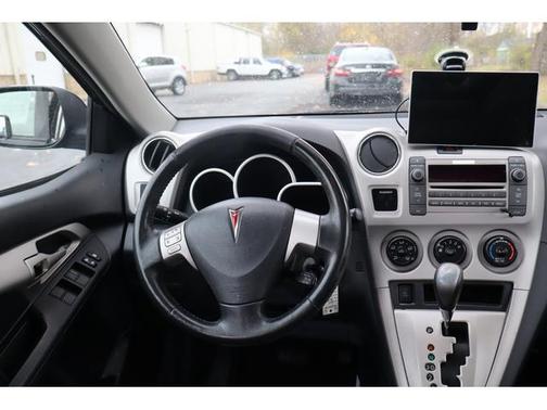 2010 Pontiac Vibe Base