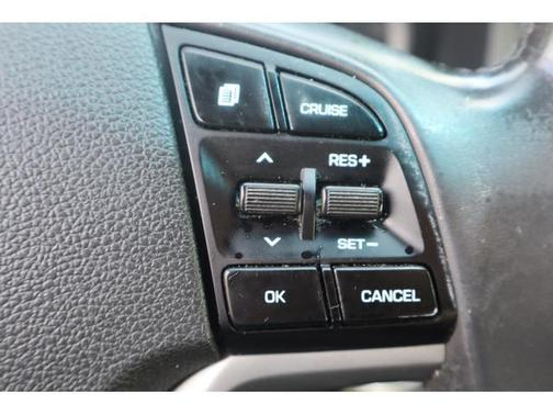 Coliseum Grey 2017 Hyundai TUCSON SE Plus