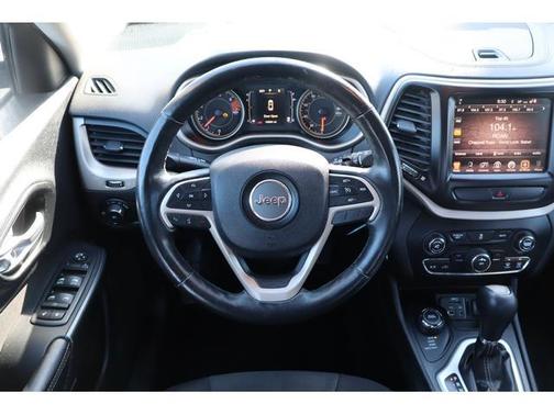 Black 2016 Jeep Cherokee Latitude