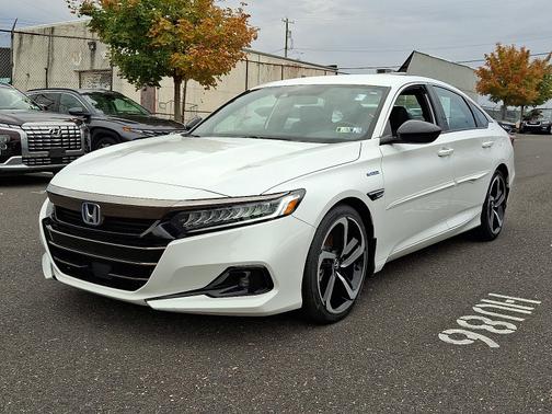 2022 Honda Accord Hybrid 