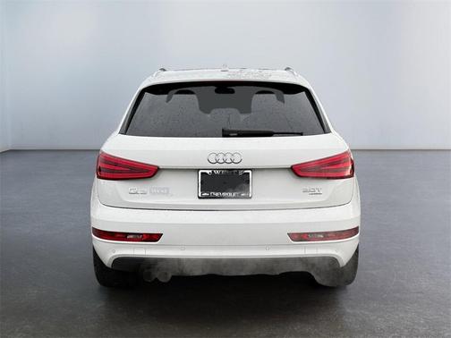 2015 Audi Q3 2.0T Prestige