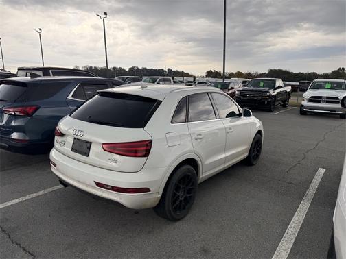 2015 Audi Q3 2.0T Prestige