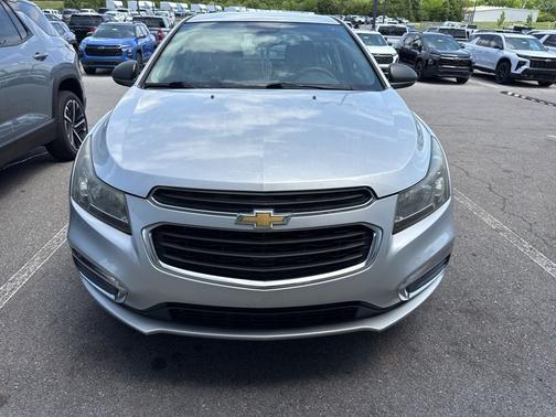 Silver Ice Metallic 2015 Chevrolet Cruze LS