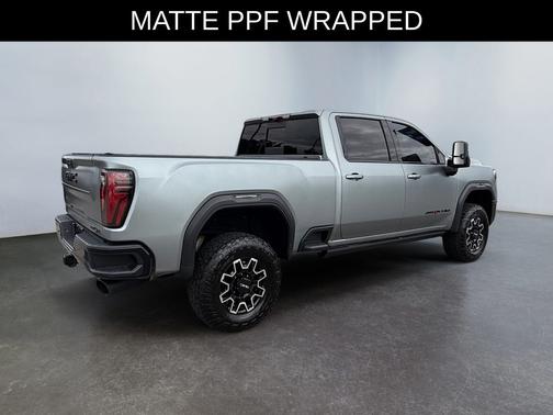 Sterling Metallic 2024 GMC Sierra 2500 AT4X