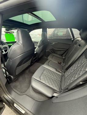 2024 Audi SQ8 4.0T Premium Plus